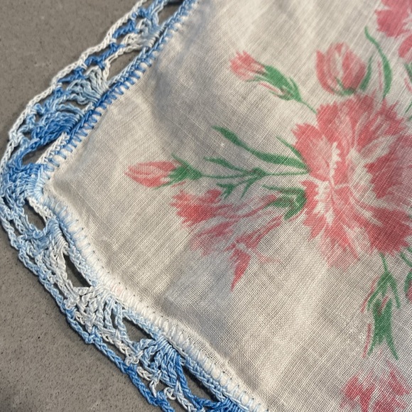 Vintage Handkerchief - Picture 3 of 8